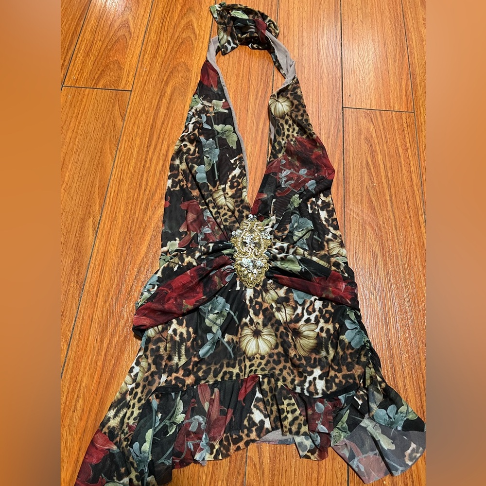 Jaded London Mini Cindy Plunge Floral Dress

Super cute piece for summer!!!